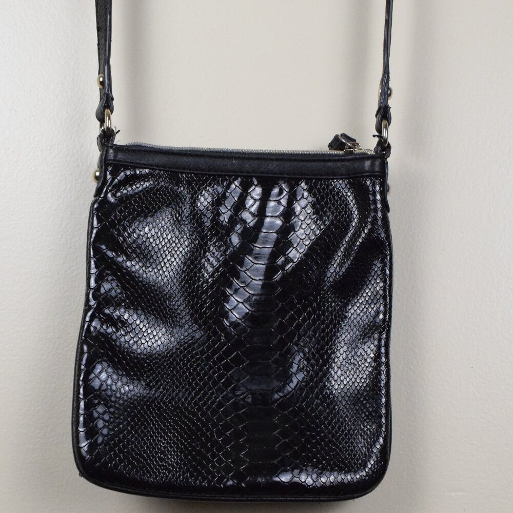 GUESS Barletta Black Crossbody Purse Snake Skin Patent Messenger Handbag Buckles - Picture 6 of 10